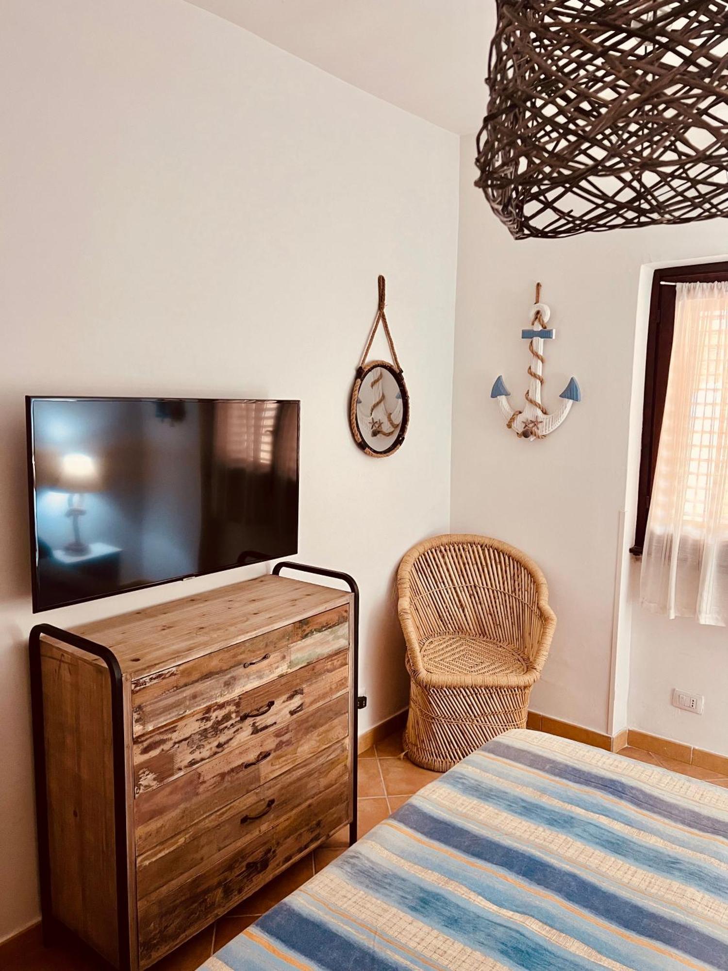 Il Maestrale Apartamento La Maddalena  Exterior foto