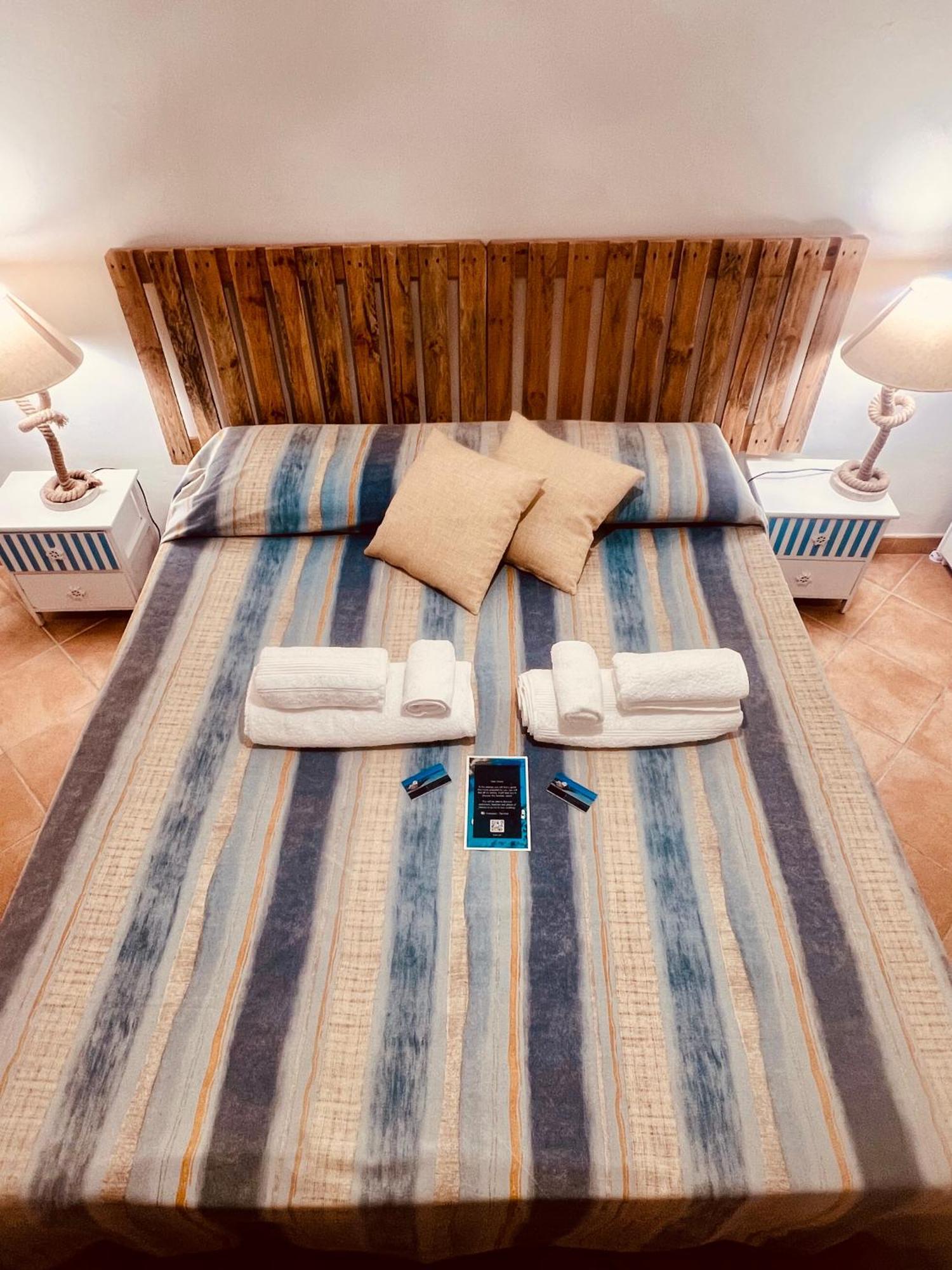 Il Maestrale Apartamento La Maddalena  Exterior foto